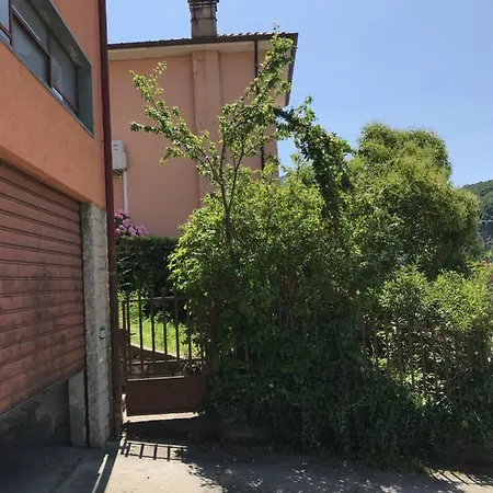 Hébergement de vacances Chiaro Di Luna Perledo