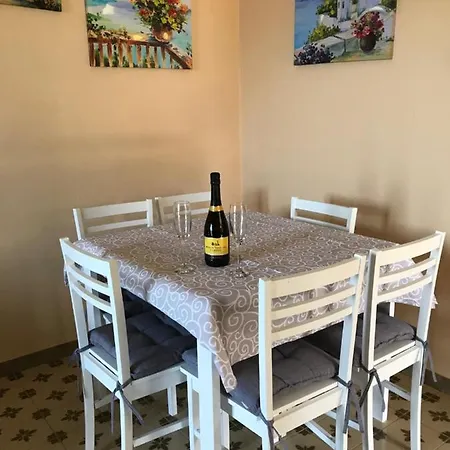 Holiday home Chiaro Di Luna
